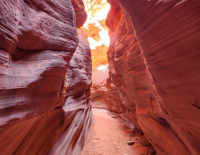Peek-a-Boo Slot Canyon – April 11, 2025